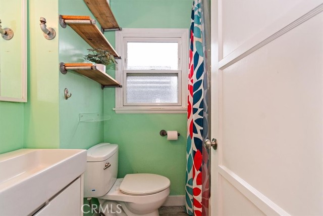 Detail Gallery Image 21 of 43 For 422 E 44th Cir, Long Beach,  CA 90807 - 3 Beds | 1 Baths