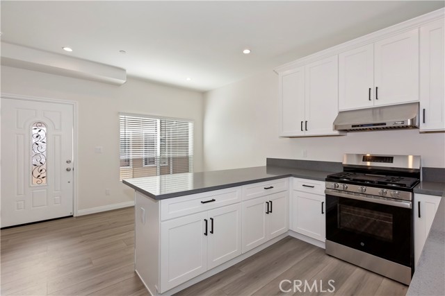 Detail Gallery Image 9 of 25 For 3657 Mountain View Ave, Pasadena,  CA 91107 - 3 Beds | 3 Baths