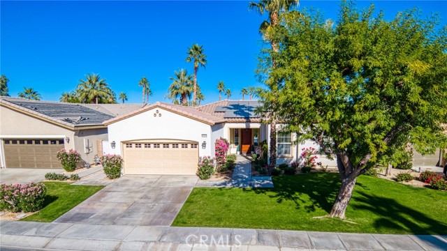 Detail Gallery Image 3 of 67 For 61270 Fire Barrel Dr, La Quinta,  CA 92253 - 3 Beds | 2 Baths