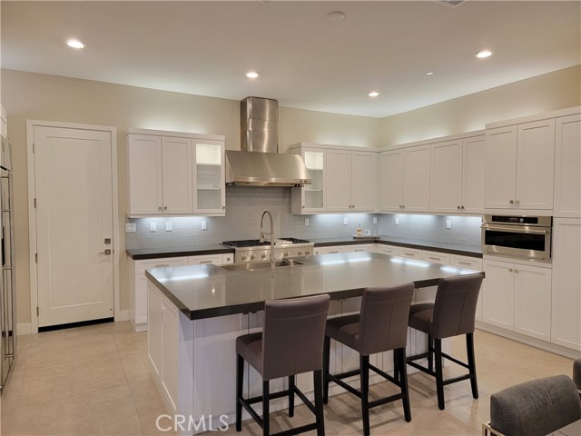 66 Swift, Irvine CA: https://media.crmls.org/medias/78322685-546d-4f2b-90af-c3e6caaadcd0.jpg