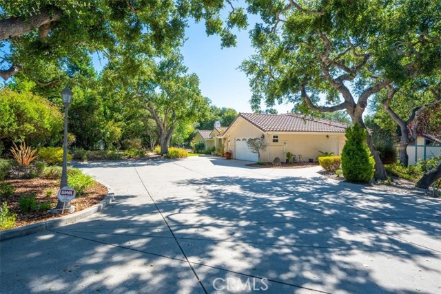 629 Shelter Ridge Place, Nipomo CA: https://media.crmls.org/medias/7832884c-990f-4b64-819c-bc9e9d125092.jpg