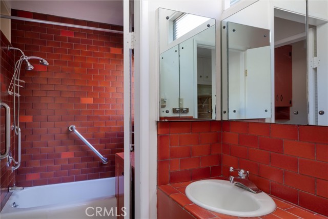 Detail Gallery Image 17 of 38 For 335 San Miguel Ave, San Luis Obispo,  CA 93405 - 4 Beds | 3 Baths