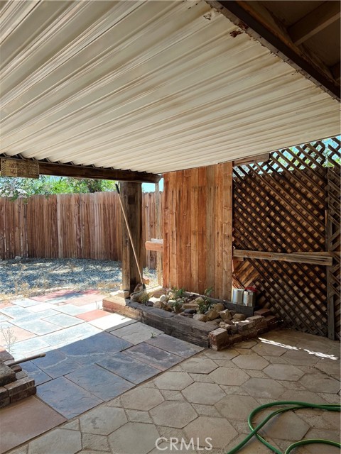 Detail Gallery Image 9 of 10 For 14457 Willow, Hesperia,  CA 92345 - 3 Beds | 2 Baths