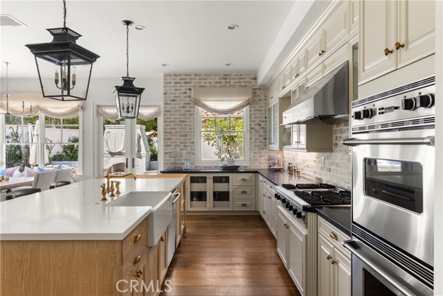 Detail Gallery Image 11 of 34 For 7 Vintage, Newport Beach,  CA 92660 - 4 Beds | 3/1 Baths