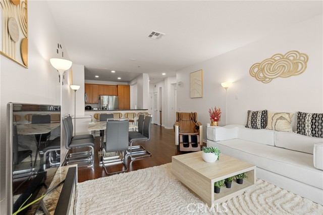 Detail Gallery Image 9 of 38 For 12688 Chapman Ave, Garden Grove,  CA 92840 - 2 Beds | 2 Baths