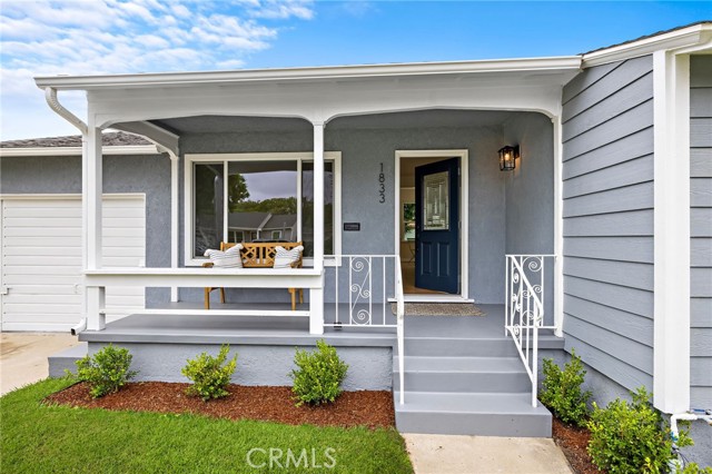 1833 N Greenbrier N Road, Long Beach CA: https://media.crmls.org/medias/78341efd-259e-419e-8bd4-51cfbc6c3e9f.jpg