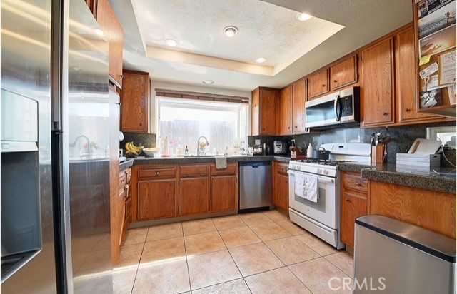 Image 3 of 11 For 21091 Redwood Lane