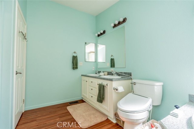 Detail Gallery Image 33 of 56 For 22241 Nisqually #74,  Apple Valley,  CA 92308 - 4 Beds | 2 Baths