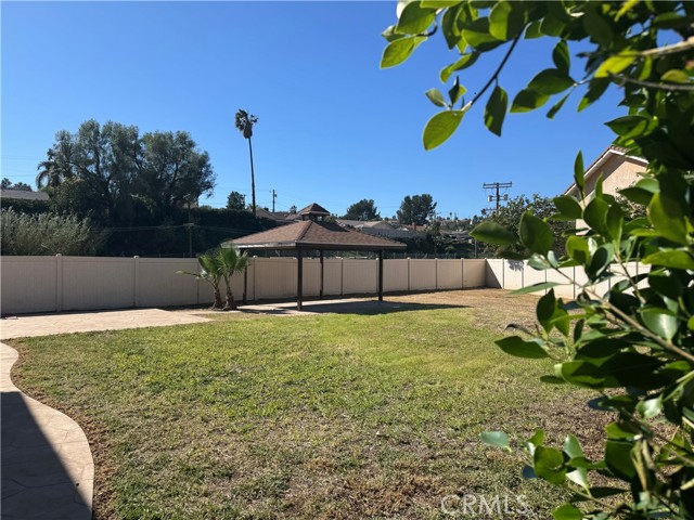 Detail Gallery Image 17 of 53 For 12265 N Lima, Sylmar,  CA 91342 - 4 Beds | 3 Baths