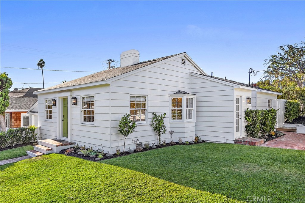 390 Mountain Road