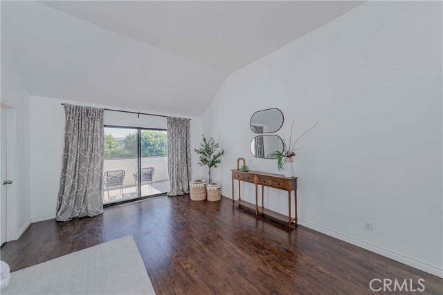 9724 Walker Court, Cypress CA: https://media.crmls.org/medias/7838ff94-6124-47df-a91c-4eee403cb5ad.jpg