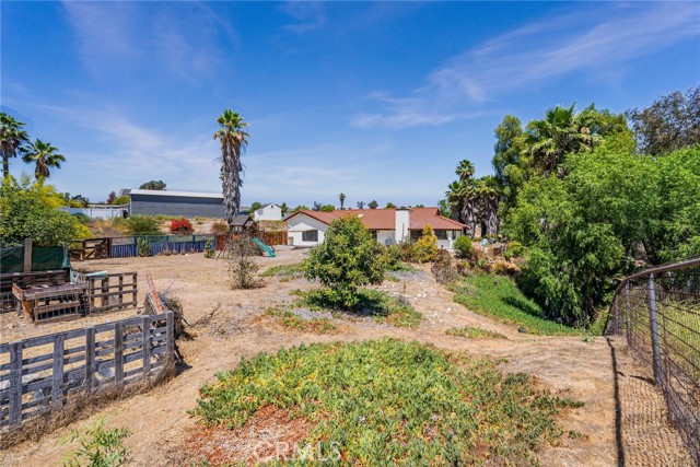 Detail Gallery Image 29 of 38 For 18085 Golden Leaf Ln, Woodcrest,  CA 92504 - 4 Beds | 3 Baths