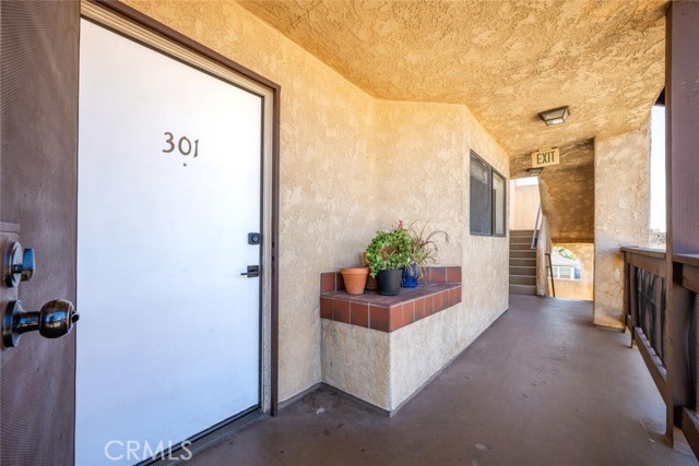 Detail Gallery Image 30 of 38 For 1425 E 2nd St #301,  Long Beach,  CA 90802 - 3 Beds | 2 Baths