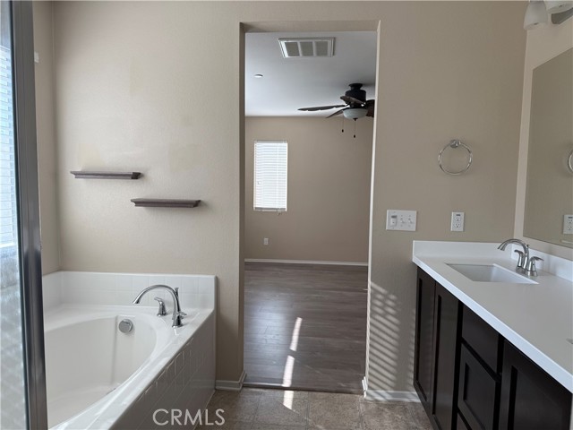 Detail Gallery Image 11 of 21 For 35215 Caraway Ct, Lake Elsinore,  CA 92532 - 4 Beds | 3 Baths