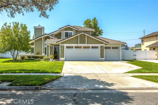 100 Waters Court, Redlands CA: https://media.crmls.org/medias/783b5df8-ad16-4c15-b707-f14b94c84319.jpg