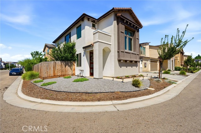 Detail Gallery Image 3 of 67 For 3432 W Good, Visalia,  CA 93277 - 3 Beds | 2/1 Baths