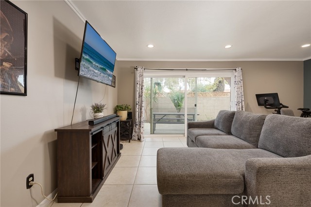 Detail Gallery Image 9 of 15 For 6600 Warner Ave #247,  Huntington Beach,  CA 92647 - 1 Beds | 1 Baths