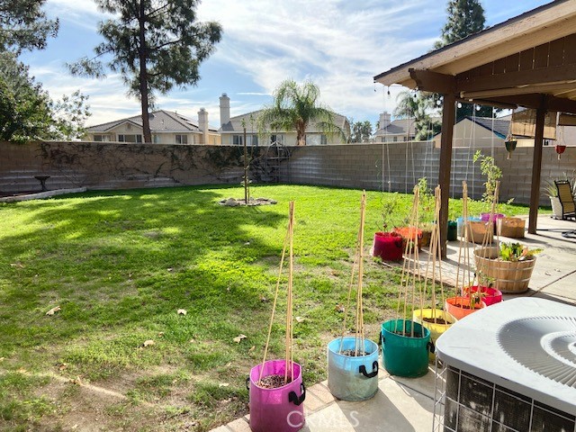 Detail Gallery Image 37 of 40 For 16883 Hazeltine Ct, Fontana,  CA 92336 - 4 Beds | 2/1 Baths