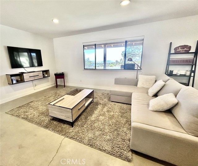 Detail Gallery Image 10 of 15 For 6748 San Angelo Avenue, Joshua Tree,  CA 92252 - 3 Beds | 2/1 Baths