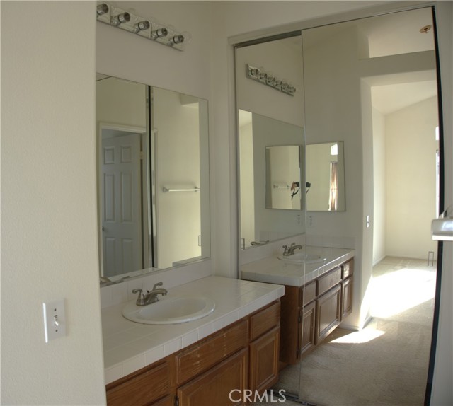 Detail Gallery Image 8 of 14 For 28748 La Siena, Laguna Niguel,  CA 92677 - 2 Beds | 2 Baths