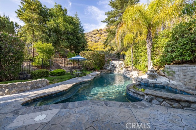 Detail Gallery Image 52 of 73 For 14523 Grandifloras Rd, Canyon Country,  CA 91387 - 6 Beds | 3 Baths