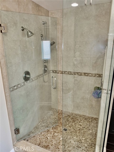 4513 N Paramount Boulevard, Lakewood CA: https://media.crmls.org/medias/783d3ea7-15f0-4fae-9190-ce8362f32a2e.jpg