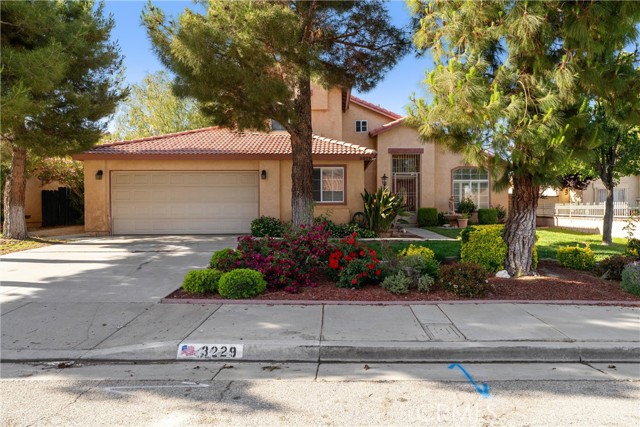 Detail Gallery Image 2 of 32 For 3229 Quarry Rd, Palmdale,  CA 93550 - 5 Beds | 3 Baths