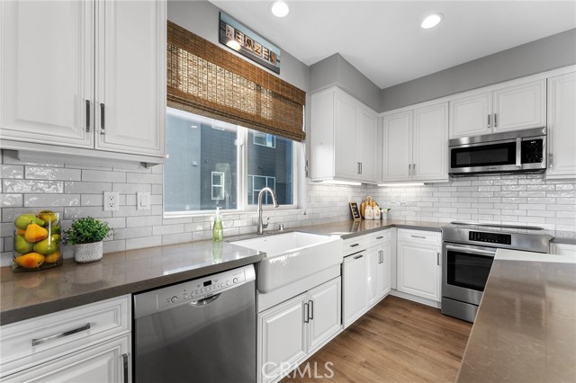 Detail Gallery Image 10 of 40 For 402 Shelby, Covina,  CA 91723 - 3 Beds | 3/1 Baths