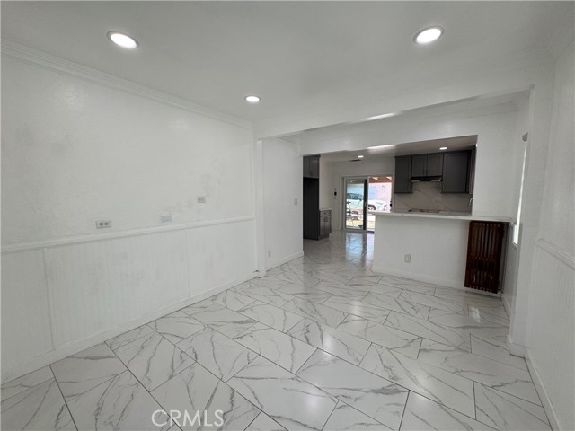 11043 Bexley Drive, Whittier CA: https://media.crmls.org/medias/78402242-e47a-4f94-840b-4454fbed3cbe.jpg