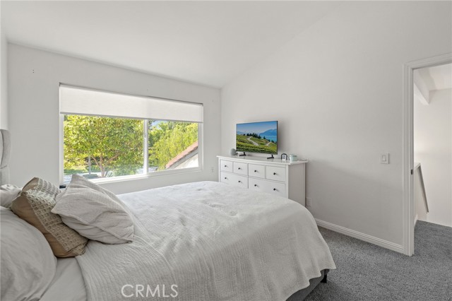 164 Stanford Court, Irvine CA: https://media.crmls.org/medias/7840771c-abd0-4e75-aacc-8639dd9b632d.jpg