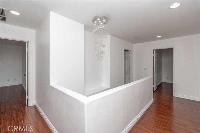 Detail Gallery Image 13 of 37 For 1888 Plaza Del Amo, Torrance,  CA 90501 - 4 Beds | 2/1 Baths