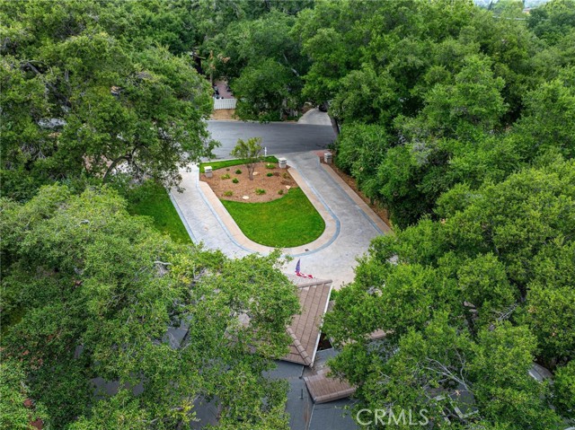 24208 Heritage Lane, Newhall CA: https://media.crmls.org/medias/7841be4f-304c-4813-8a24-cb5ce5cb1e1b.jpg