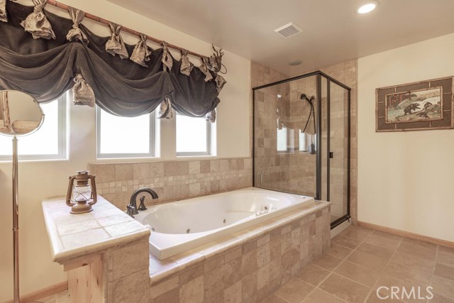 625 Cedar Glen Drive, Big Bear City CA: https://media.crmls.org/medias/7842bfd6-6ca7-4a7a-9d02-5c2cb618c5d9.jpg