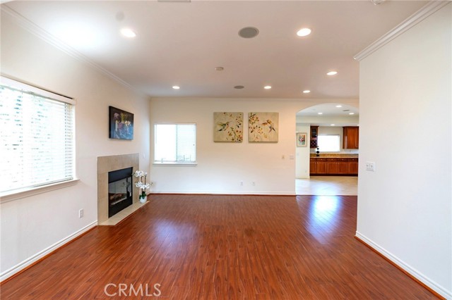 Detail Gallery Image 4 of 20 For 309 Camino De Gloria, Walnut,  CA 91789 - 4 Beds | 3/1 Baths