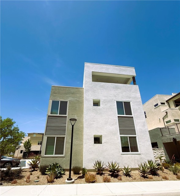 Detail Gallery Image 7 of 48 For 27508 Golden Currant Pl, Valencia,  CA 91381 - 5 Beds | 4/1 Baths