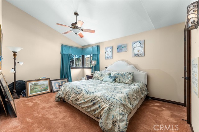 1632 Country Club Drive, Redlands CA: https://media.crmls.org/medias/7843e159-ba23-41db-a06f-5b40c7ff2ed9.jpg