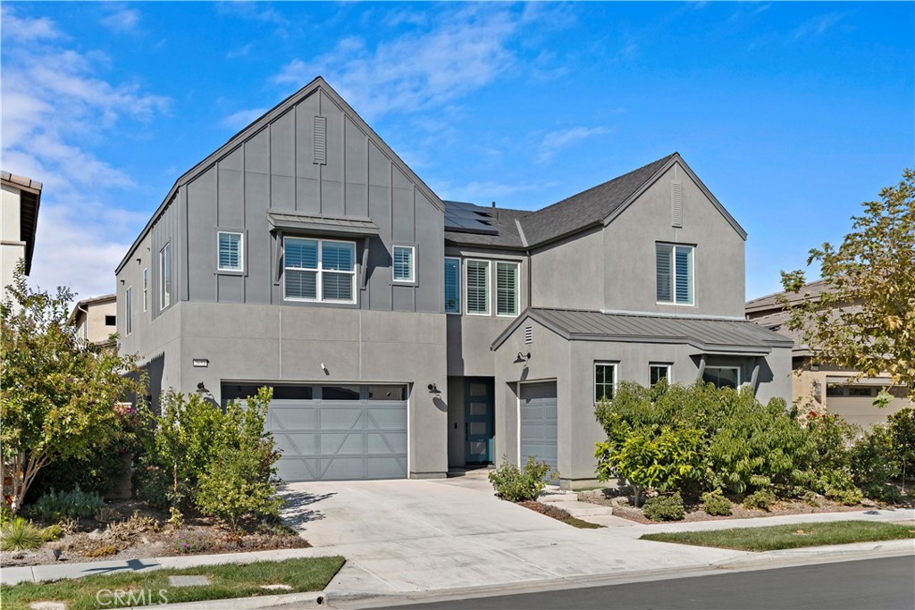 2653 E Tatum