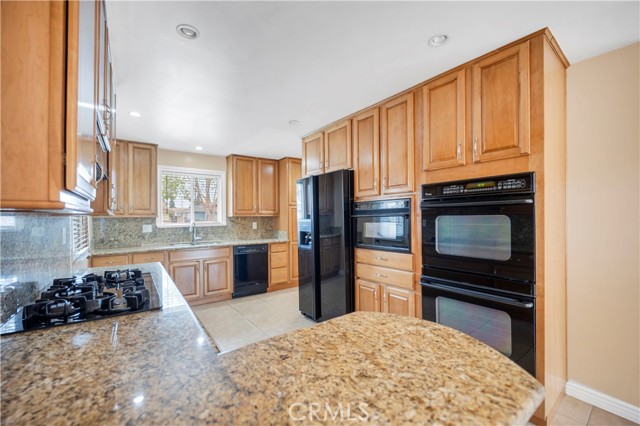 16924 Belforest Drive, Carson CA: https://media.crmls.org/medias/7845033d-0114-4278-9466-898c04bb572d.jpg