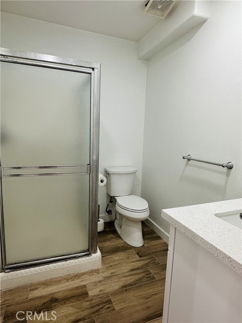 Detail Gallery Image 8 of 17 For 7551 Warner #C,  Huntington Beach,  CA 92648 - 3 Beds | 2/1 Baths