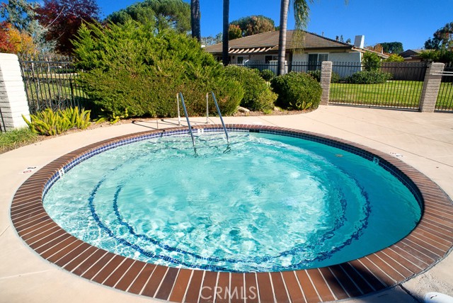 Detail Gallery Image 26 of 36 For 1104 Glenbridge Cir, Westlake Village,  CA 91361 - 2 Beds | 2 Baths