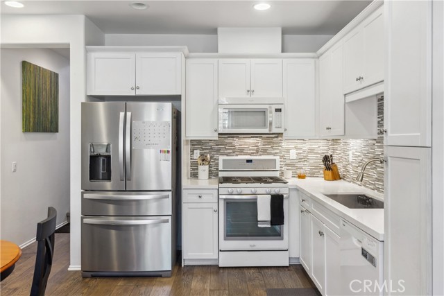 604 E Water Street, Anaheim CA: https://media.crmls.org/medias/78465217-00cd-4347-966d-b21115df3867.jpg