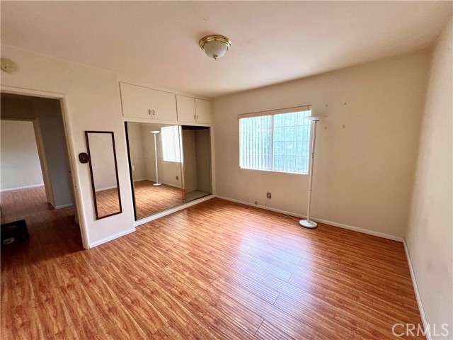 10545 Leolang Avenue photo 8