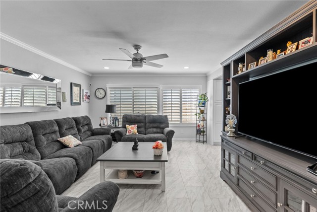 Detail Gallery Image 20 of 37 For 25536 Old Course Way, Valencia,  CA 91355 - 3 Beds | 2 Baths