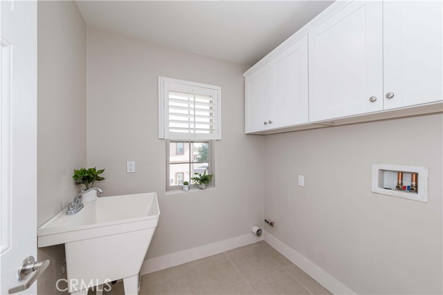 Detail Gallery Image 12 of 22 For 607 N Walnut St a,  La Habra,  CA 90631 - 3 Beds | 2/1 Baths