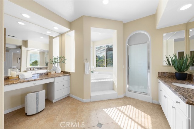 23665 Ridgecrest Court, Diamond Bar CA: https://media.crmls.org/medias/784872b0-8d46-4f53-af5e-52f39d72ddc6.jpg