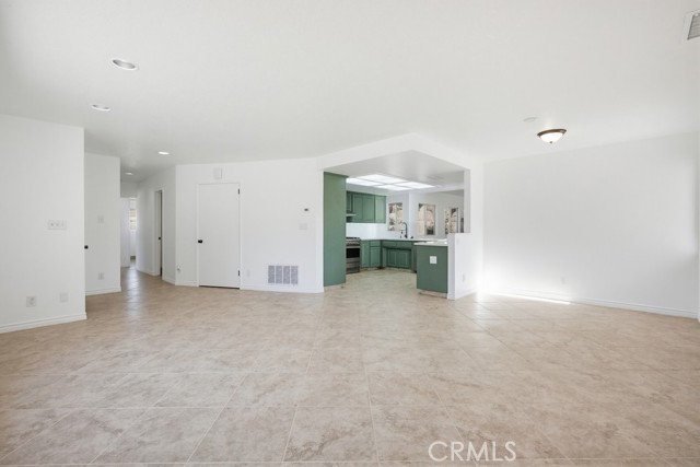 17380 Mockingbird Canyon, Riverside CA: https://media.crmls.org/medias/7848bd7b-dfaf-4e4c-9582-2883a5894734.jpg