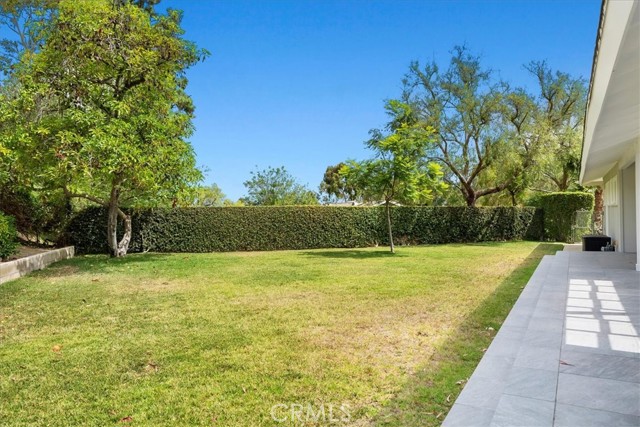 25 Aurora Drive, Rolling Hills Estates, California 90274, 4 Bedrooms Bedrooms, ,3 BathroomsBathrooms,Residential,Sold,Aurora,PV22148397