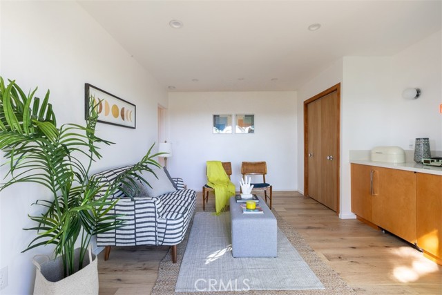 Image 70 of 75 For 854 Avenue 37