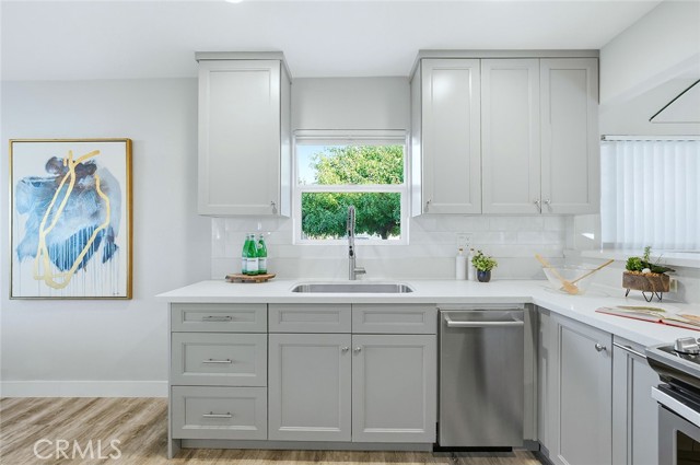 Detail Gallery Image 14 of 48 For 5990 E El Paseo, Long Beach,  CA 90815 - 3 Beds | 2 Baths