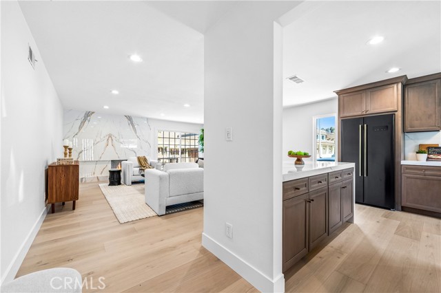 11 Rockrose Way, Irvine CA: https://media.crmls.org/medias/78497142-a52e-4931-9c09-2369a824ea75.jpg